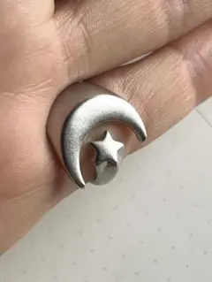 三日月 星 シルバー調リング ヴィンテージ風 小さめ