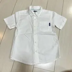 白シャツ　半袖