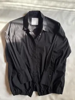 ジャーナルスタンダード 黒シャツ