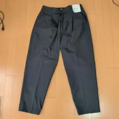 ユニクロ　感動タッククイックドライパンツ XL ブラック