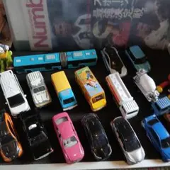 トミカ 　ミニカー 16台セット 　/　まとめ売り