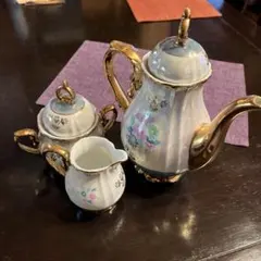 Item thumbnail for item b4ad1b14-3fcf-450e-9858-30e2a0a054b5