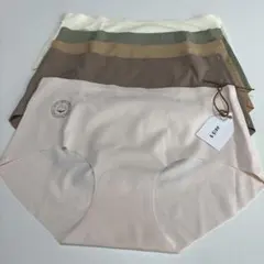 シームレスショーツ