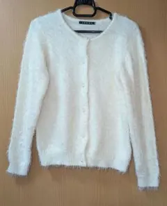 【美品】イングINGNIニットカーディガン M 白