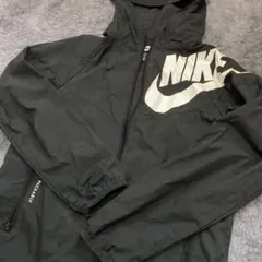 NIKE ナイロンパーカー