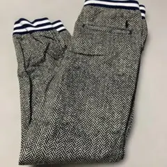 Item thumbnail for item 9e999cd9-d4d6-490e-b359-d30fc87b4a51