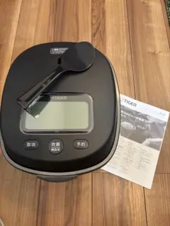 タイガー炊飯器 未使用品 JRX-G100 展示品 最上位グレード 液晶に擦り傷 タイガー炊飯器 未使用品 JRX-G100 展示品 最上位グレード 液晶に
