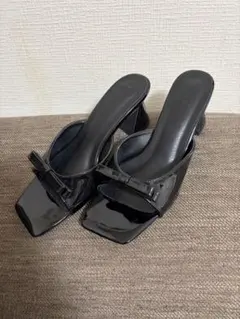 FOREVER21 黒　ブラック　サンダル　ミュール　Ｌサイズのサムネイル