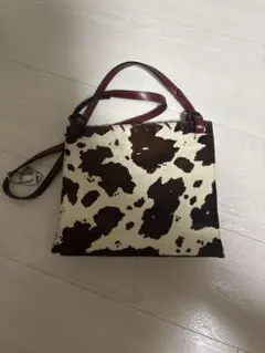 VIVAYOU カウ柄 ハラコ ショルダーバッグのサムネイル