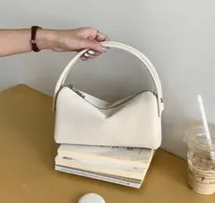 Item thumbnail for item 7a0093ac-80d2-4665-ac2b-b1dcfd4d6714