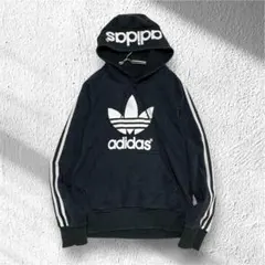 【アディダス】パーカー プリントロゴ カンガルーポケット 袖ライン 160相当