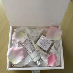 JILL STUART リップバーム　ハンドクリーム　ギフトセット