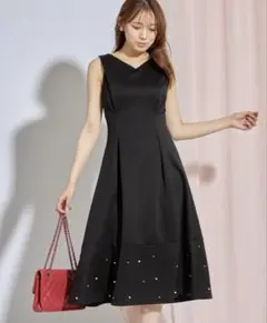 tocco closet 裾パール付きウエストタック令嬢ノースリーブワンピース