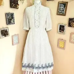 昭和レトロ ヴィンテージ ドット柄がとても可愛い水玉ワンピース