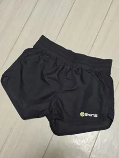 SKINS レディース ショートパンツ ブラックのサムネイル