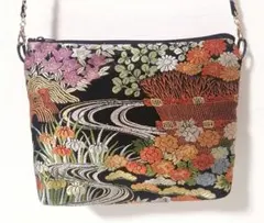 Item thumbnail for item e65e843f-b4c3-4748-8622-033fd2083ced