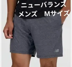 New Balance グレー ショートパンツ