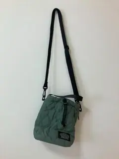 GU X UNDERCOVER キルティングサコッシュ