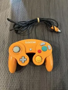 【メルカリ便】ゲームキューブ コントローラー オレンジ