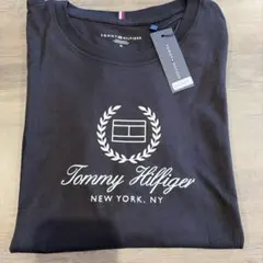 新品TOMMY HILFIGER トミーヒルフィガー　ロゴ Tシャツのサムネイル