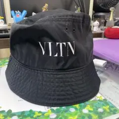 VALENTINO バケットハット ブラック 58cm - メルカリ