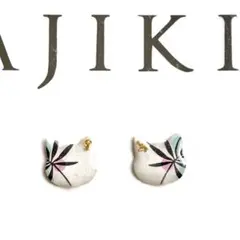 ハンドメイド　レジンピアス　イヤリング　ネコ　018