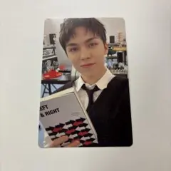 17 IS RIGHT HERE バーノン トレカ