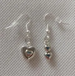 ハート型シルバーピアス