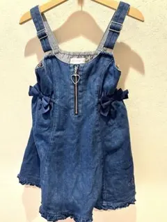 mezzopianoメゾピアノ　ジャンバースカート　ハートチャーム付き　110㎝