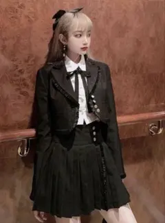 Bobon21 クラシカルショート丈テーラードジャケット&プリーツスカート