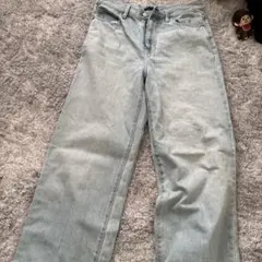 UNIQLO JEANS ライトブルーワイドレッグデニム