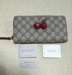 GUCCI チェリー装飾 長財布