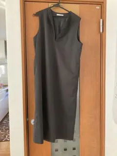 アントマリーズノースリーブ黒ロングワンピース