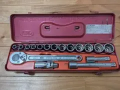 Item thumbnail for item b0a72cc8-2e1c-4b92-b85b-944a4b1522e2