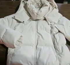 gu ホワイト ダウンジャケット フード付き