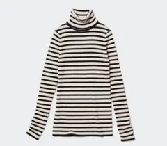 ユニクロ　UNIQLO ボーダー柄タートルネックセーター