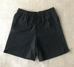 ナイキ NIKE トレーニングパンツ　ランニングパンツ　ショートパンツ