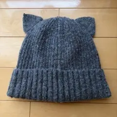 猫耳付きグレーのニット帽