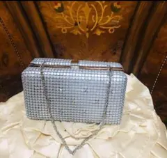 ハンドバッグ　結婚式　披露宴　食事会　　バッグ　チェーン　シルバーカラー