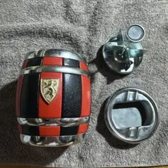 ヴィンテージな樽型シガレットディスペンサー