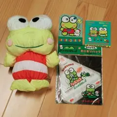 サンリオ けろけろけろっぴ ぬいぐるみ＆メモ帳＆おにぎりパック