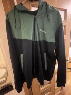 コロンビア Columbia パッカブルナイロンジャケット ジップアップパーカー