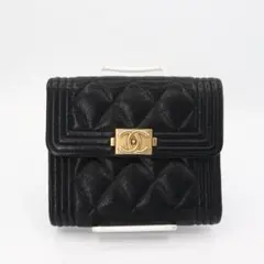 美品　シャネル　キャビアスキン　ボーイシャネル　折り財布　ブラック