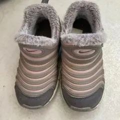 Nike ファー付きスニーカー グレー/ピンク18cm