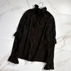 【美品】SAINT LAURENT ブラウス ボウタイ 竹内結子 総柄 花柄のサムネイル