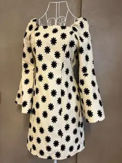 Item thumbnail for item 4745b6f6-5e95-4865-999b-a3d51ffb1e75