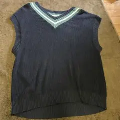 ネイビー Vネック ベスト Mサイズ