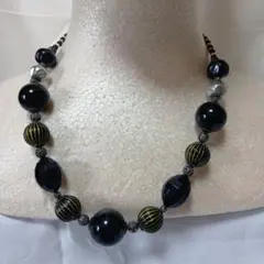 ハンドメイド　ブラック系ネックレス