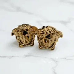 Item thumbnail for item 9c0cb20c-d8f1-4503-822c-287378116417