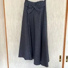 ELLE アシンメトリーフレアスカート チェック柄　 40号(Lサイズ)のサムネイル